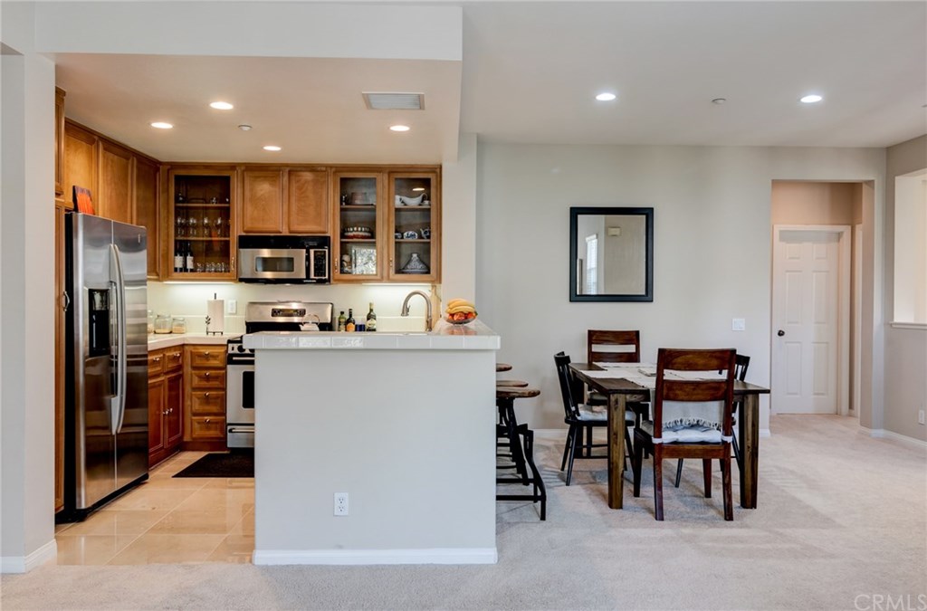 32 Perennial Irvine, CA 92603 - Photo 15 of 45