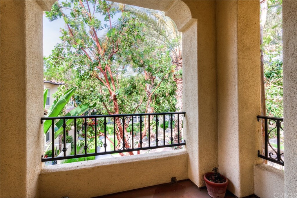 32 Perennial Irvine, CA 92603 - Photo 17 of 45