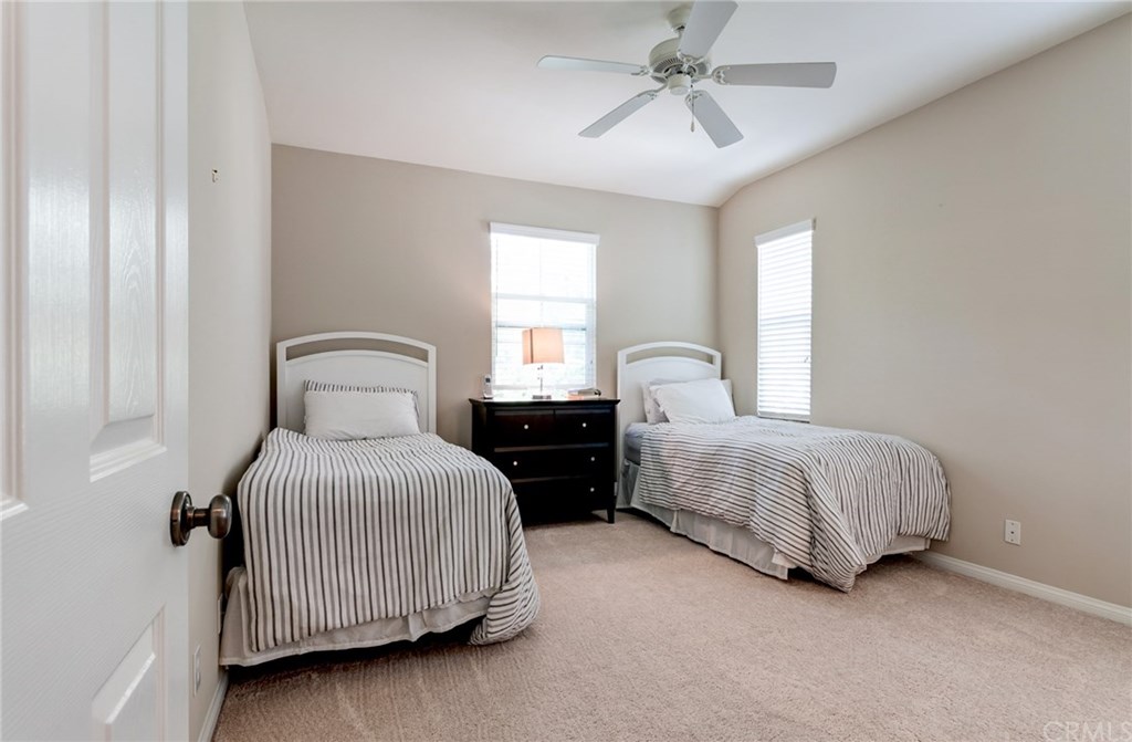 32 Perennial Irvine, CA 92603 - Photo 23 of 45