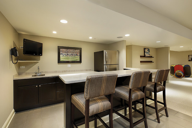 2246 Illinois Road Northbrook, IL 60062 - Photo 17 of 25 a view of a dining room with furniture