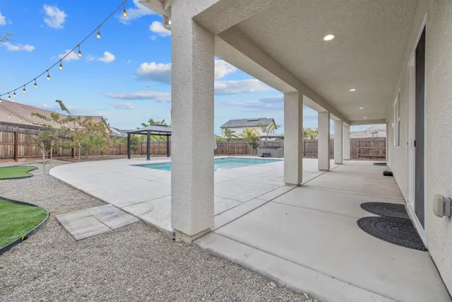 $769,000 | 801 Howard Street, Kingsburg, CA 93631