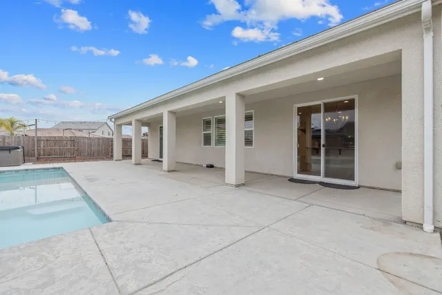 $769,000 | 801 Howard Street, Kingsburg, CA 93631