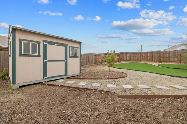 $769,000 | 801 Howard Street, Kingsburg, CA 93631