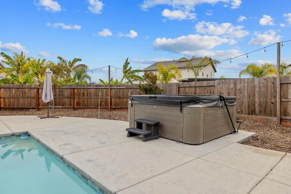 $749,000 | 801 Howard Street, Kingsburg, CA 93631