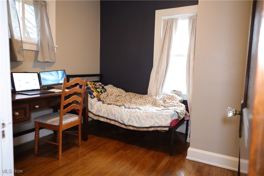 7908 Spring Garden Road Cleveland, OH 44129 - Photo 26 of 38