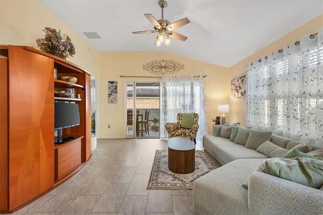 $375,000 | 5709 Grimes Court, The Villages, FL 34762