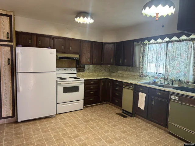 $165,000 | 35 Conroy Street, Diamondville, WY 83116