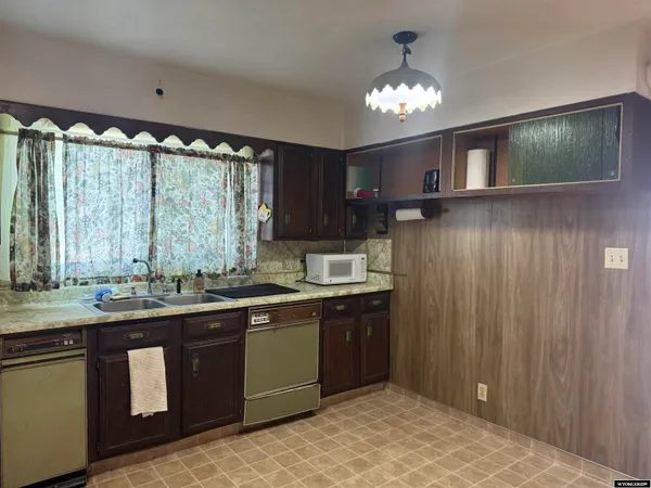 $165,000 | 35 Conroy Street, Diamondville, WY 83116