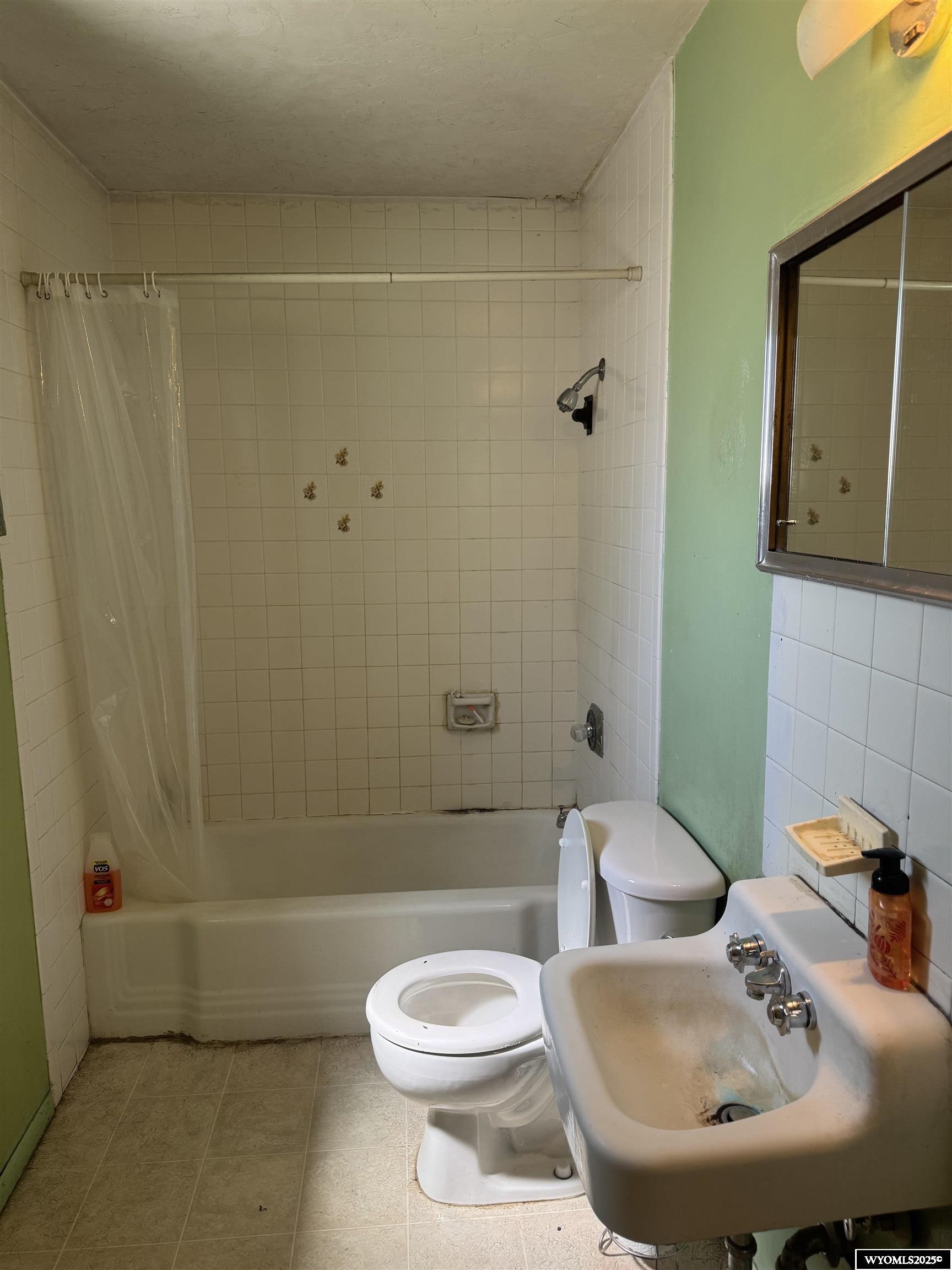 35 Conroy Street Diamondville, WY 83116 - Photo 17 of 27