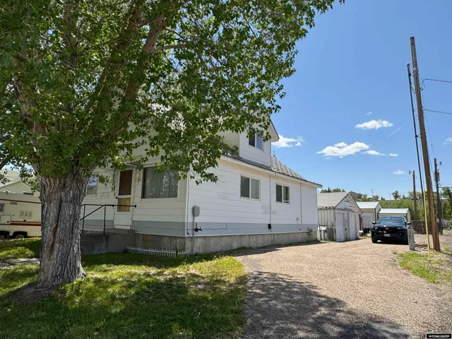 $165,000 | 35 Conroy Street, Diamondville, WY 83116