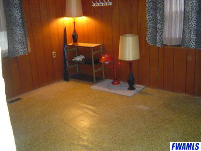 2116 Riverside Drive Huntington, IN 46750 - Photo 6 of 6 Gallery Image 6