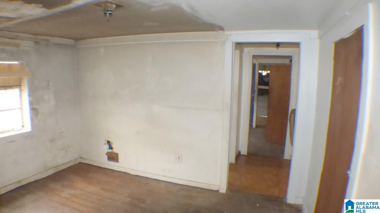 546 55th Street Fairfield, AL 35064 - Photo 3 of 10