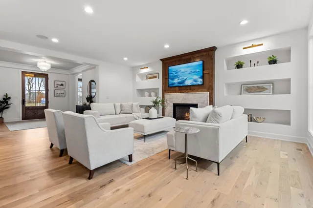 $1,875,000 | 734 Shawnee Woods Road, Medina, MN 55340