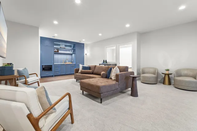 $1,875,000 | 734 Shawnee Woods Road, Medina, MN 55340