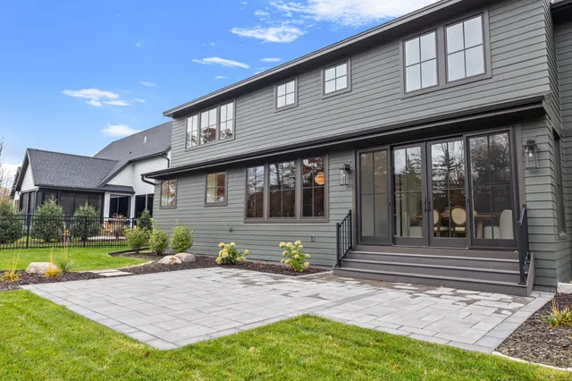 $1,875,000 | 734 Shawnee Woods Road, Medina, MN 55340