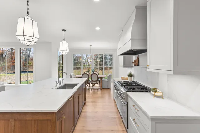 $1,875,000 | 734 Shawnee Woods Road, Medina, MN 55340