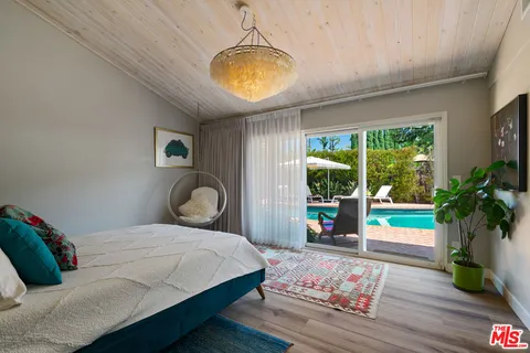 $1,650,000 | 22429 Bessemer Street, Woodland Hills, CA 91367