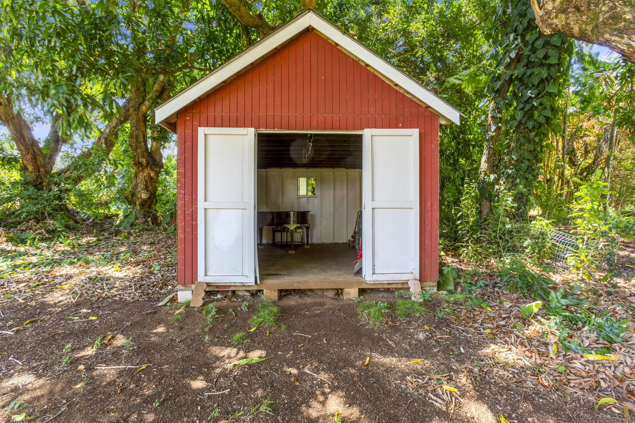 815 Kuulei Street Haiku, HI 96708 - Photo 22 of 25 a front view of house with yard