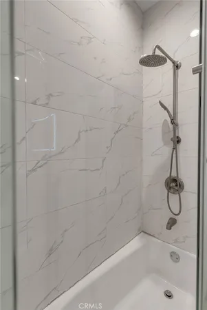 $459,900 | 1598 Long Beach Boulevard, Unit 410, Long Beach, CA 90813