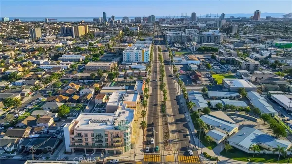 $459,900 | 1598 Long Beach Boulevard, Unit 410, Long Beach, CA 90813