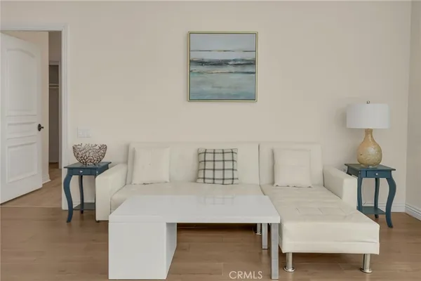 $459,900 | 1598 Long Beach Boulevard, Unit 410, Long Beach, CA 90813