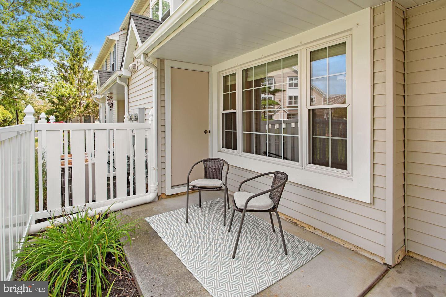 807 Wharton Road Mount Laurel, NJ 08054 - Photo 2 of 14