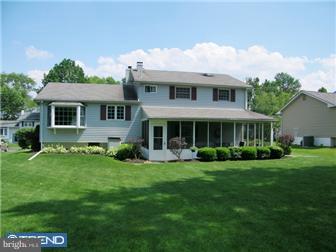 774 Longstreth Road Warminster, PA 18974 - Photo 9 of 12 Exterior Back