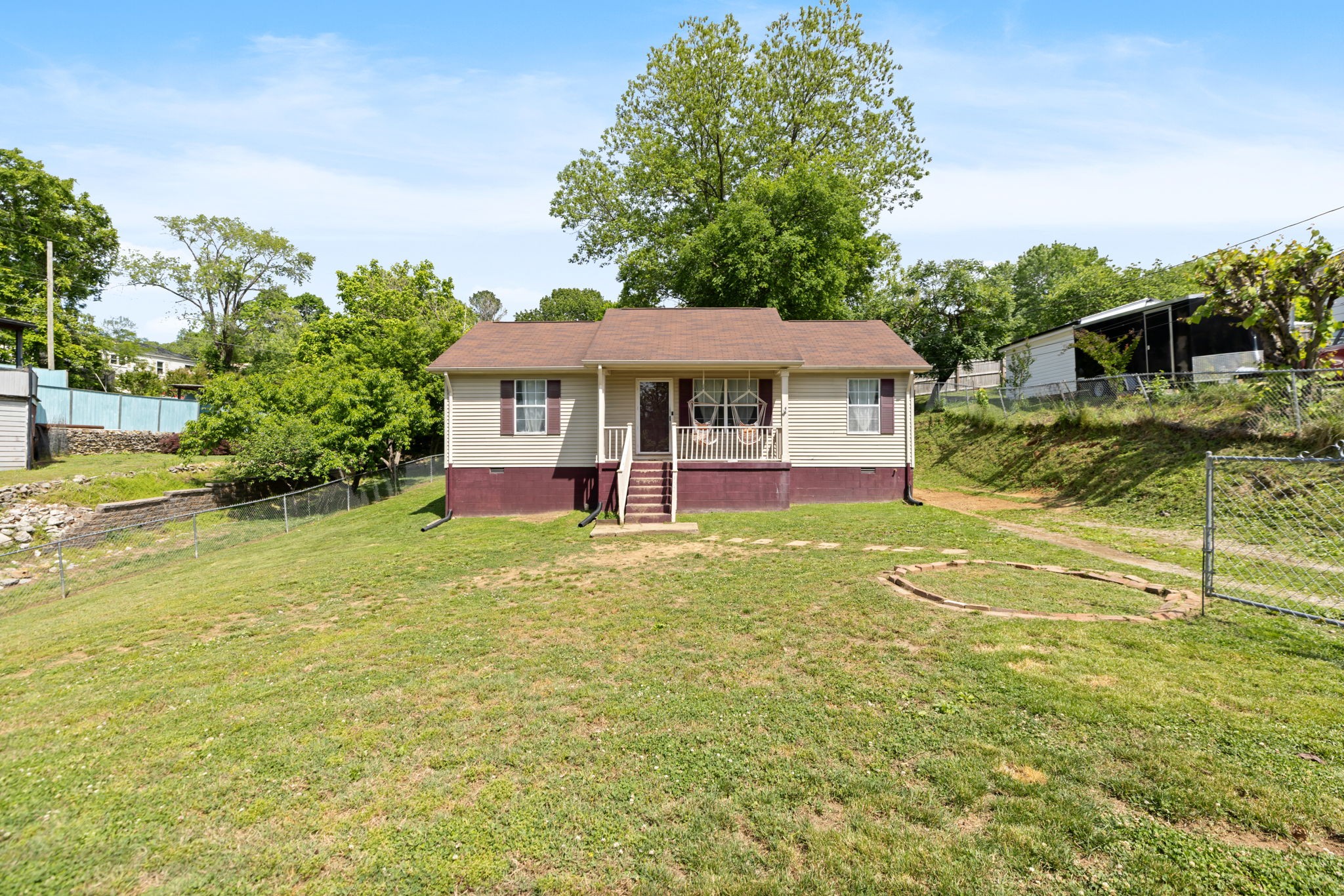 402 Wilson Street Springfield, TN 37172 - Photo 2 of 37