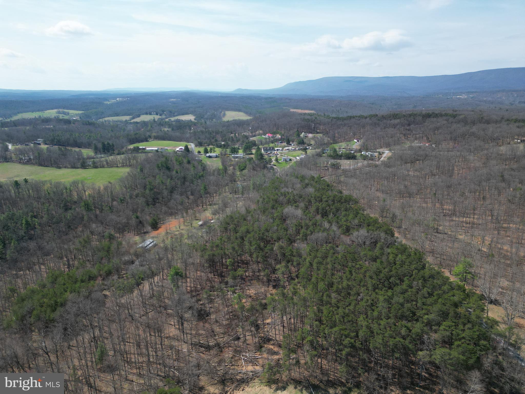 Martin Lane Berkeley Springs, WV 25411 - Photo 3 of 29 a view of city and mountain