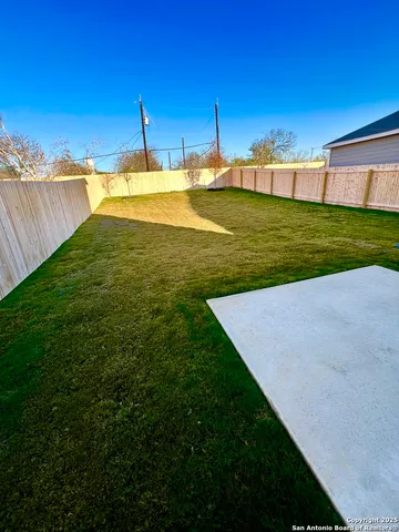 $1,400 | 3226 Golden Dandelion, San Antonio, TX 78222