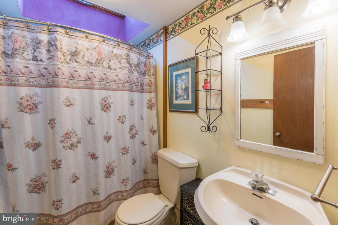 449 Hollow Road New Providence, PA 17560 - Photo 18 of 37