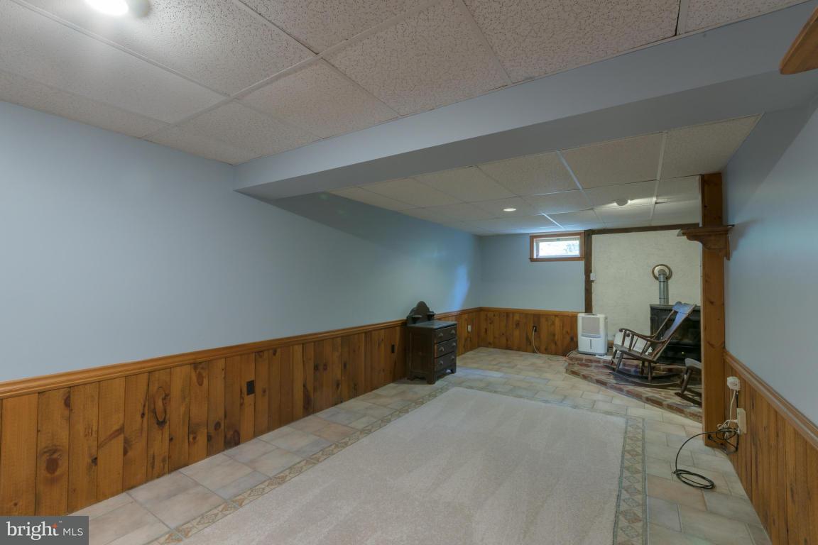 449 Hollow Road New Providence, PA 17560 - Photo 21 of 37