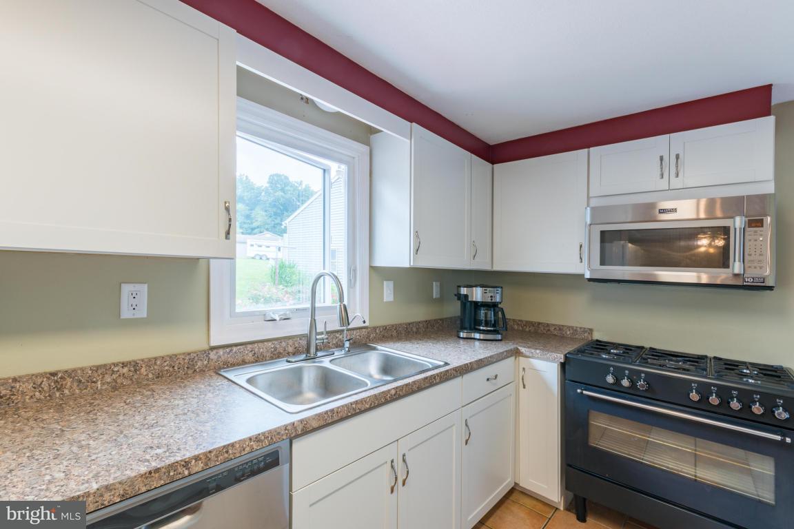 449 Hollow Road New Providence, PA 17560 - Photo 10 of 37