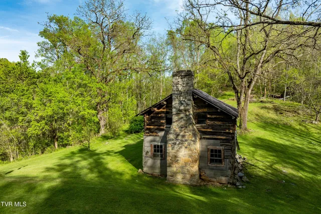 $140,000 | 23 Highway 23, Duffield, VA 24244