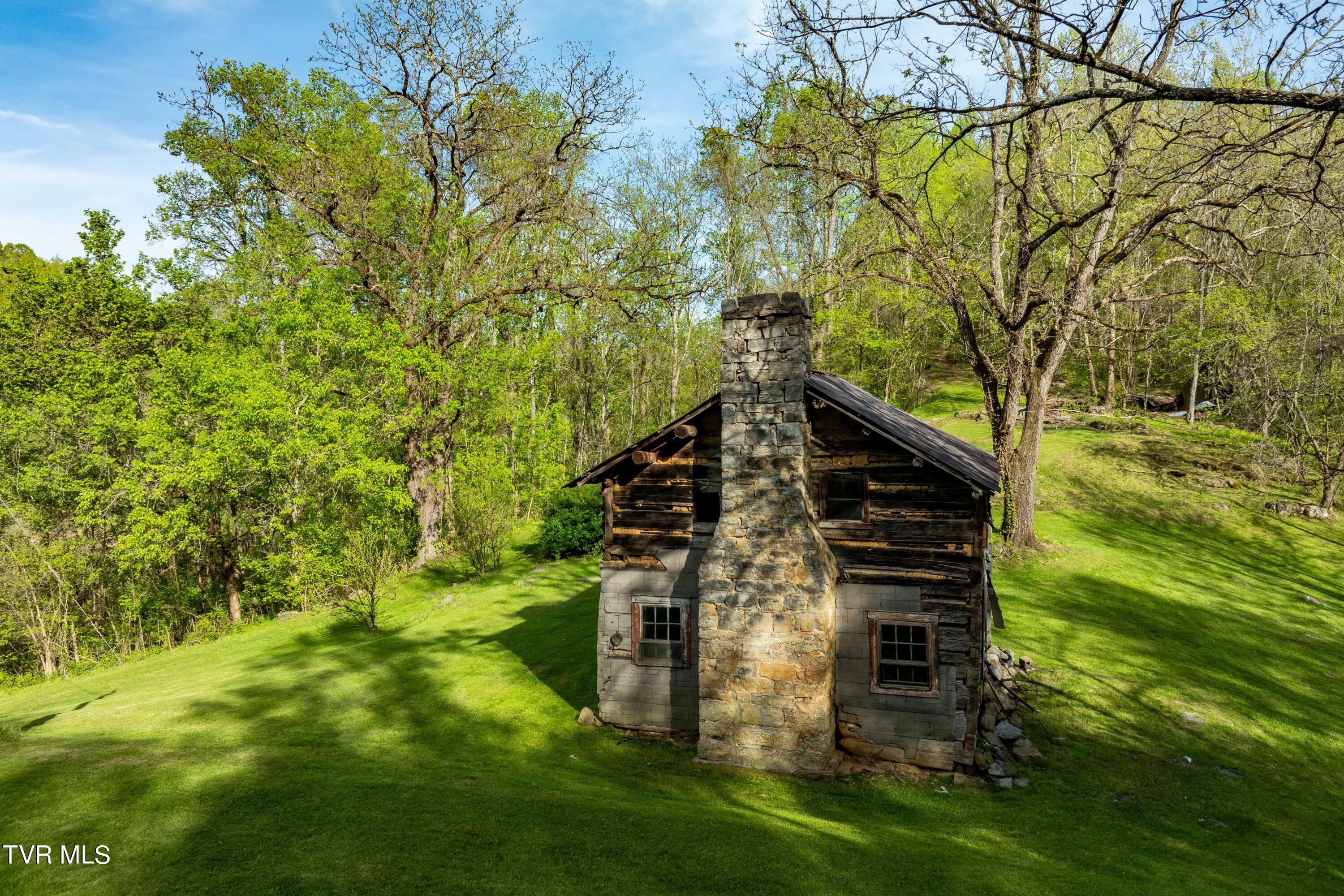23 Highway 23 Duffield, VA 24244 - Photo 22 of 51 TBD Devils Racepath Duffield VA (20 of 5
