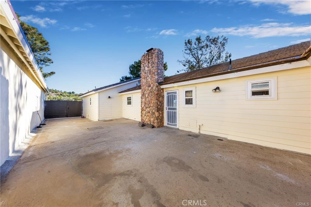 6401 Hubbard Road Acton, CA 93510 - Photo 16 of 21