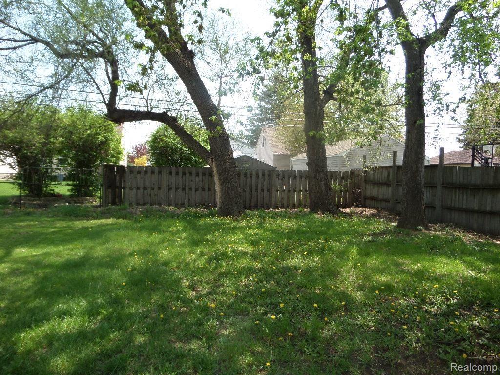18882 Ruth Street Melvindale, MI 48122 - Photo 5 of 13