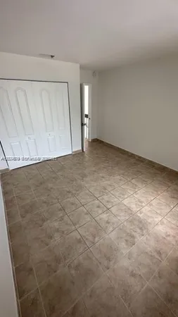 $3,100 | Fountainebleau, Miami, FL 33172
