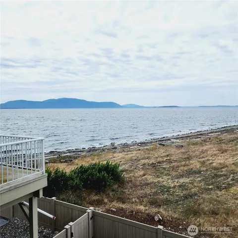 $1,750 | 3869 Saltspring Drive, Unit 2, Ferndale, WA 98248