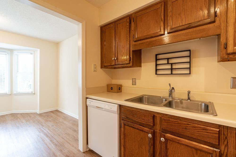 2023 Trexler Court Raleigh, NC 27606 - Photo 9 of 30 Photo 9