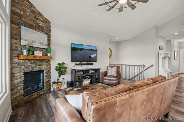 $679,000 | 62 Barolo Lane, Unit 22A, Camdenton, MO 65020