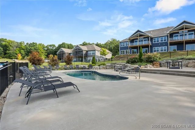 $679,000 | 62 Barolo Lane, Unit 22A, Camdenton, MO 65020