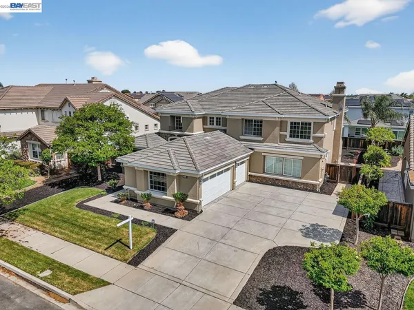 $1,248,000 | 2024 Fitzgerald Way, Brentwood, CA 94513