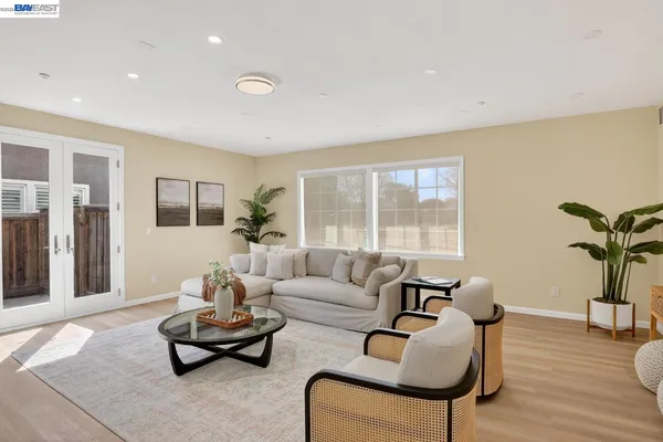 $1,248,000 | 2024 Fitzgerald Way, Brentwood, CA 94513