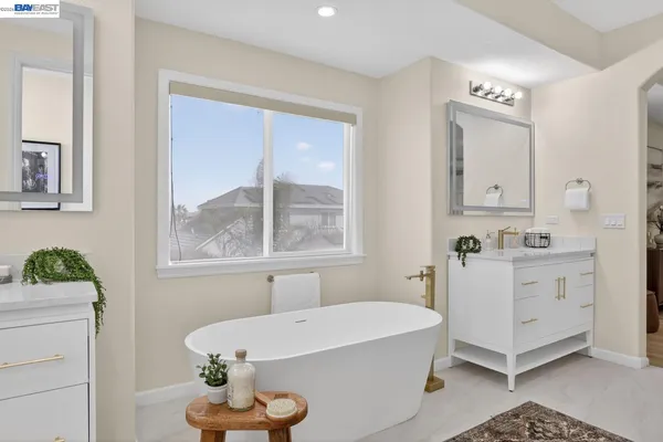 $1,248,000 | 2024 Fitzgerald Way, Brentwood, CA 94513