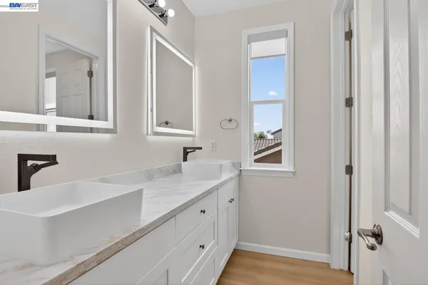 $1,248,000 | 2024 Fitzgerald Way, Brentwood, CA 94513