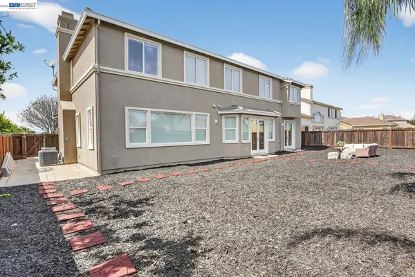 $1,248,000 | 2024 Fitzgerald Way, Brentwood, CA 94513