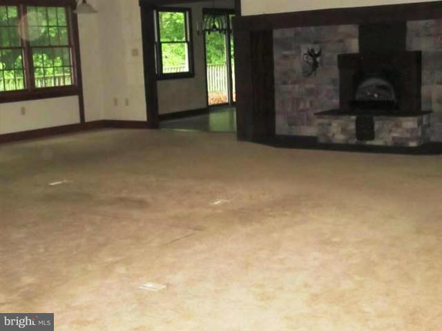 424 Buckler Road Huntingtown, MD 20639 - Photo 5 of 15 Interior (General)