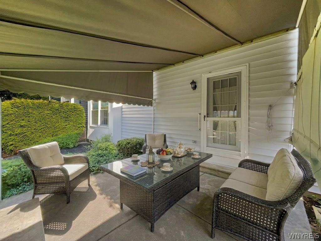 640 Youngs Road, Unit A Amherst, NY 14221 - Photo 3 of 34 Patio