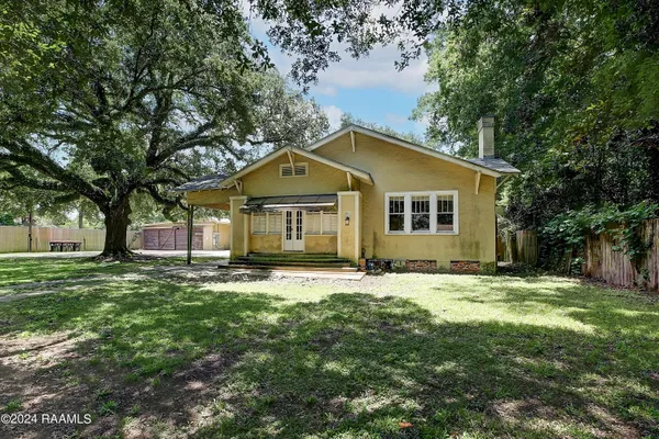 $295,000 | 427 North Sterling Street, Lafayette, LA 70501